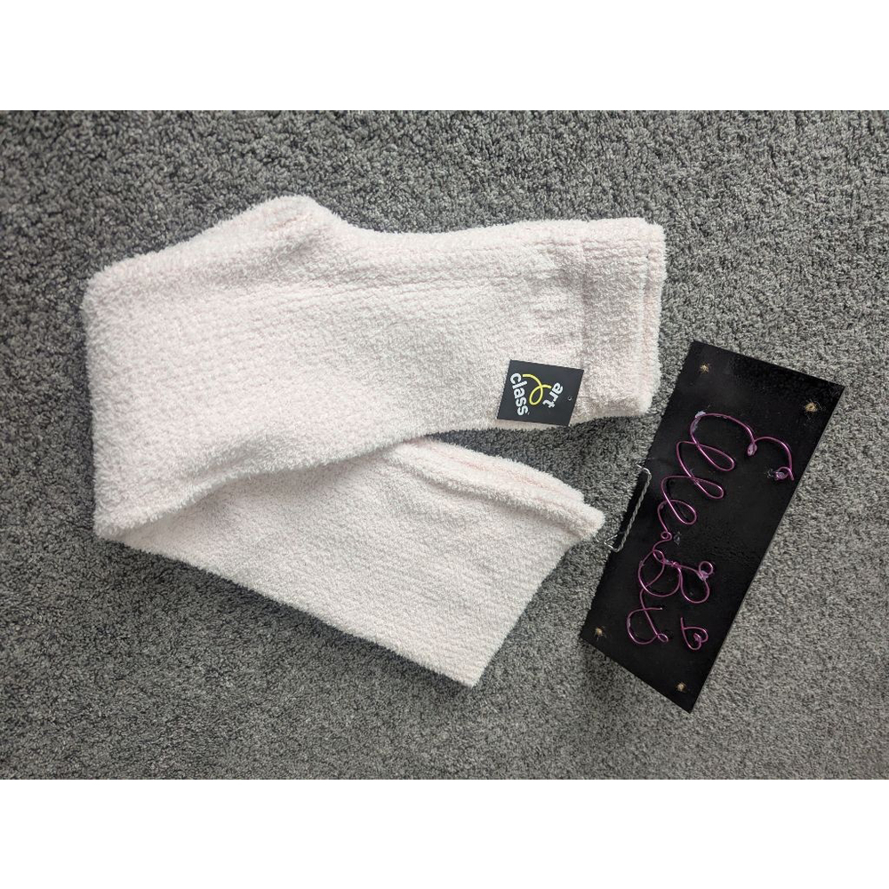 NWT Art Class Girls Rose Fluffy Pants M